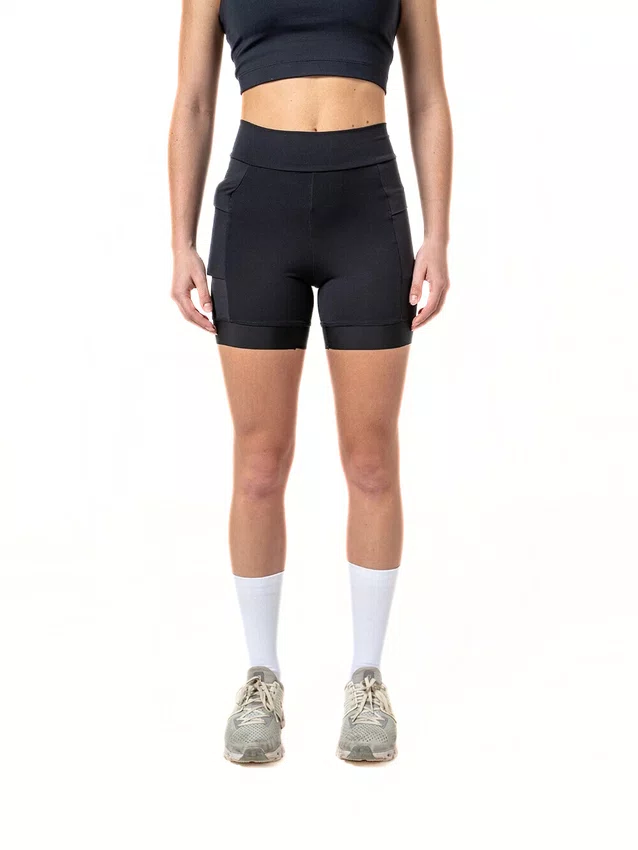 Bermuda nomad de compressao feminina run trail preta