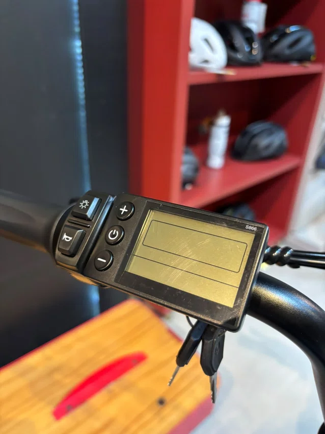 Bicicleta a20 eletrica konann 750w preto/ branca
