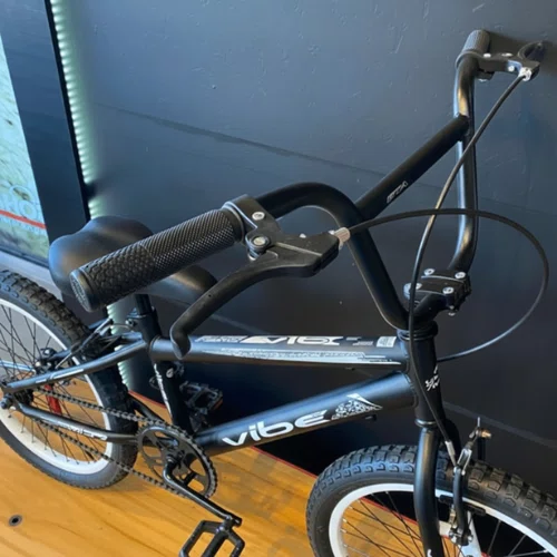 Bicicleta Vibe Aro 20 Cross Preta e Branca