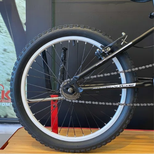 Bicicleta Vibe Aro 20 Cross Preta e Branca