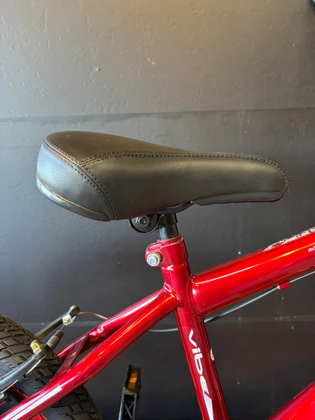 Bicicleta A20 Vibe Cross Vermelha/Branca