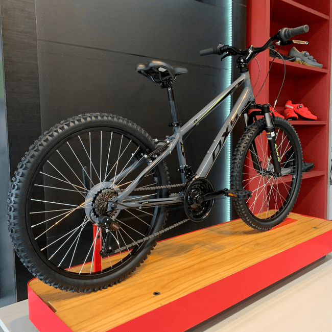 Bicicleta OXS Glide 100 Aro 24 Shimano 21v Cinza Preto e S-lime