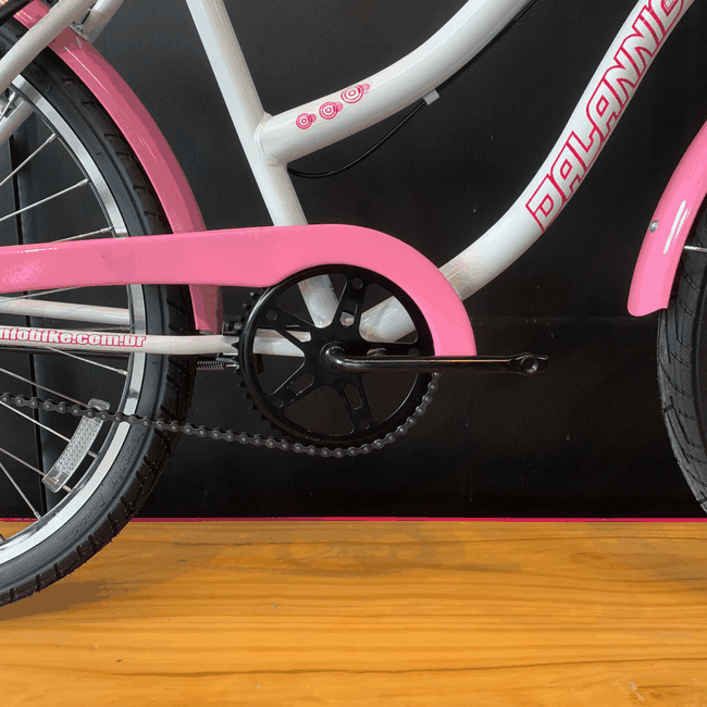 Bicicleta Dalannio Beach Retro Feminina Aro 26 Brancaㅤㅤ