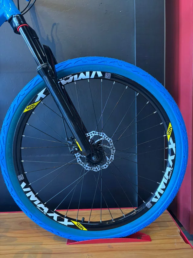 Bicicleta A26 GTA Rebel Shimano 21v Azul/Branco