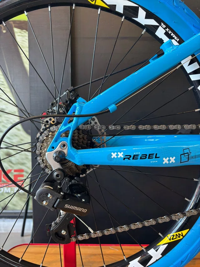 Bicicleta A26 GTA Rebel Shimano 21v Azul/Branco