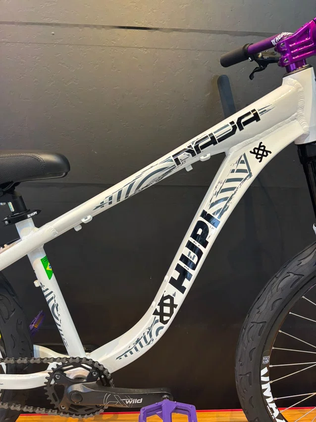 Bicicleta A26 Hupi Naja V10 Kit Single Branca/Preto