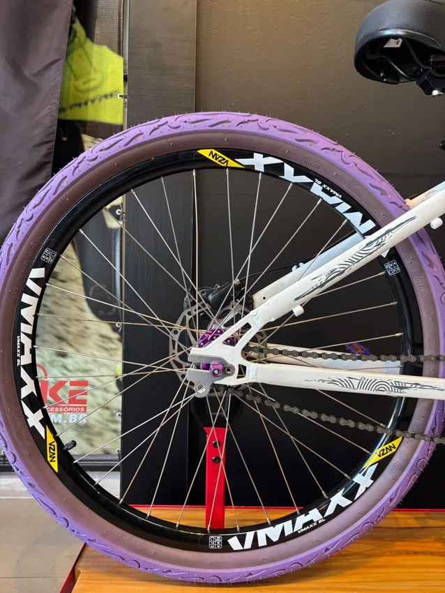Bicicleta A26 Hupi Naja V10 Kit Single Branca/Preto