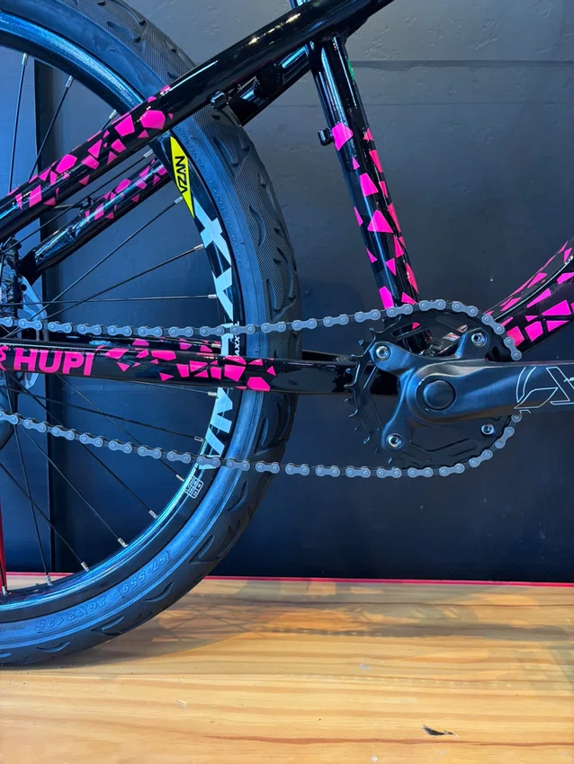 Bicicleta a26 hupi naja v9 single preto/rosa