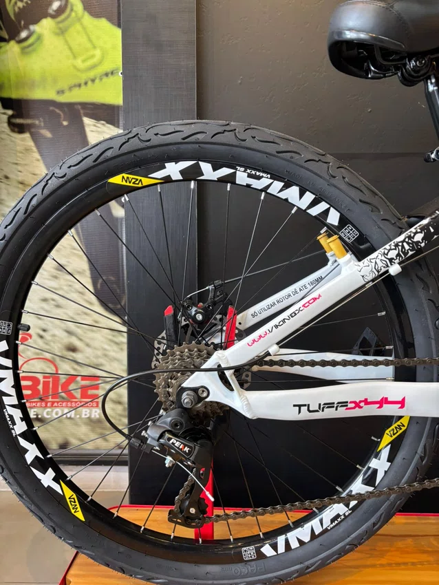 Bicicleta a26 viking tuff-44 peak 21v preta/branca/rosa