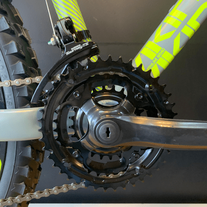 Bicicleta Vikingx Tuff 35 Aro 26 Shimano 21v Cinza