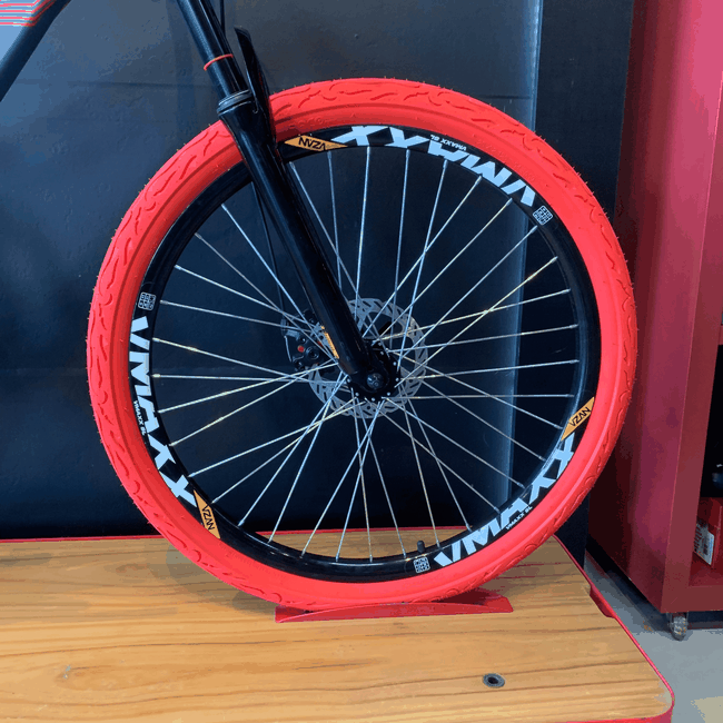 Bicicleta Vikingx Tuff X-35 Shimano 21V com Roda Laranja e Guidão Vermelho Aro 26 Azul Petróleo e Laranja
