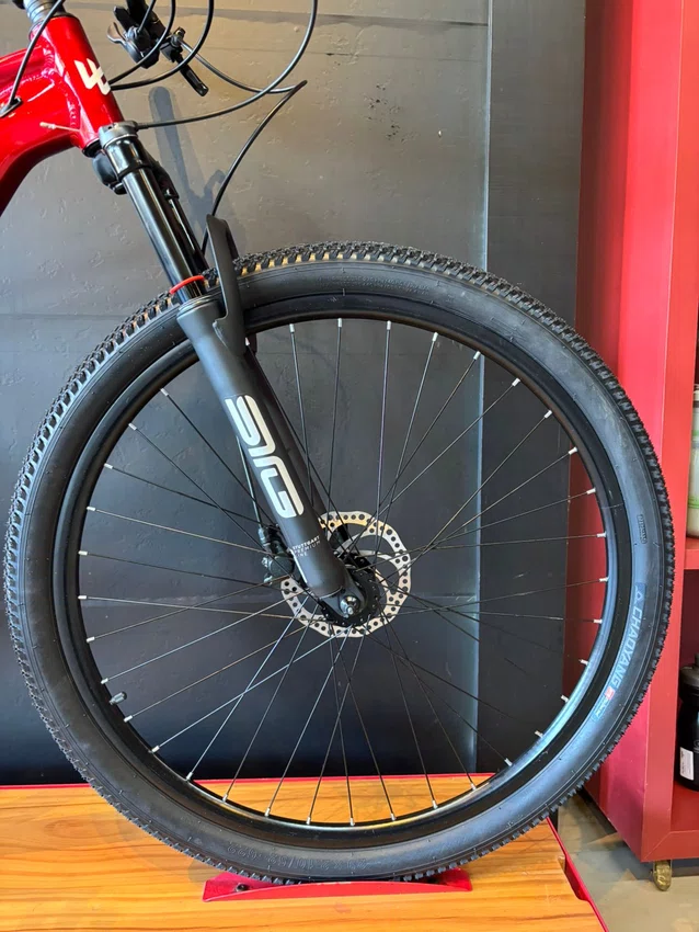 Bicicleta a29 colli hills g2 shimano acera 16v vermelho/prata/preto