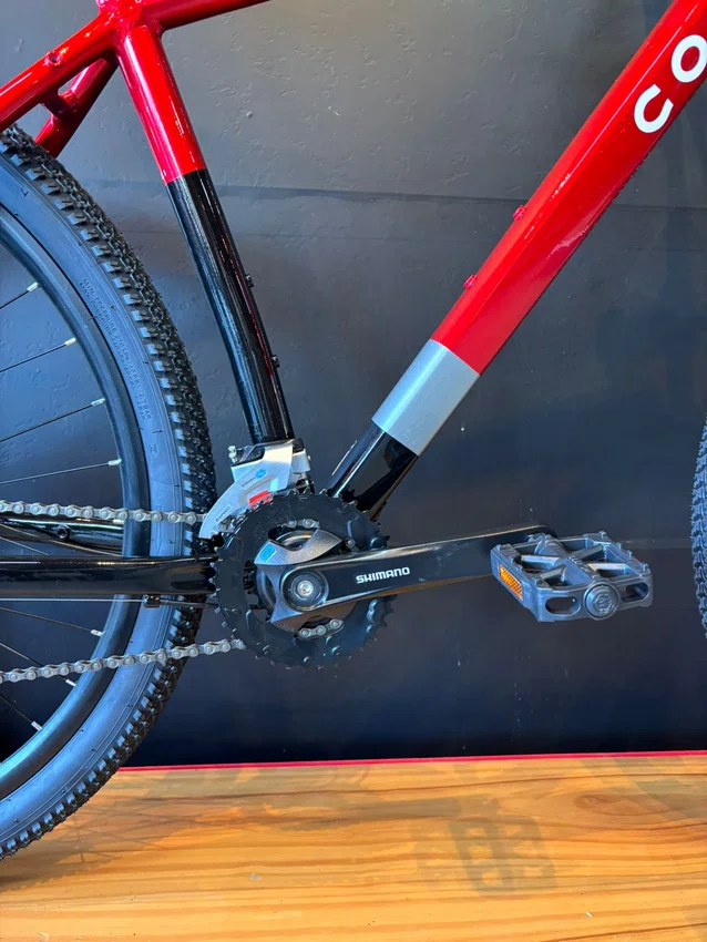 Bicicleta a29 colli hills g2 shimano acera 16v vermelho/prata/preto