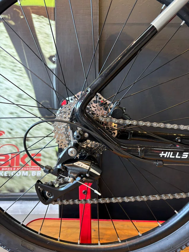 Bicicleta a29 colli hills g2 shimano acera 16v vermelho/prata/preto