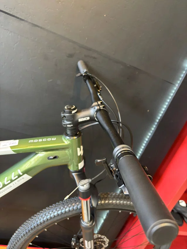Bicicleta a29 colli moscow 2026 colli ltwoo 12v t-15 verde metálico/branca