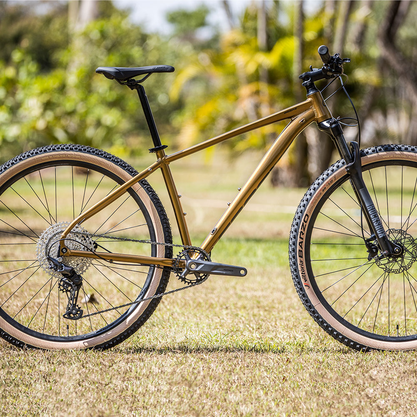 Bicicleta Groove Riff 70 Aro 29 Deore 12v 2023 Dourado