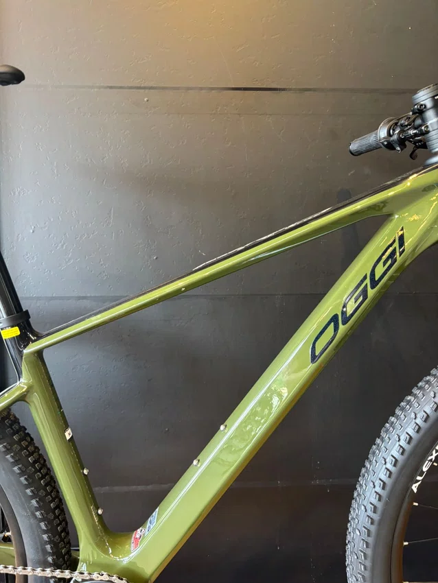 Bicicleta A29 Oggi Agile Pro XT 12V 2024 Verde/Preto