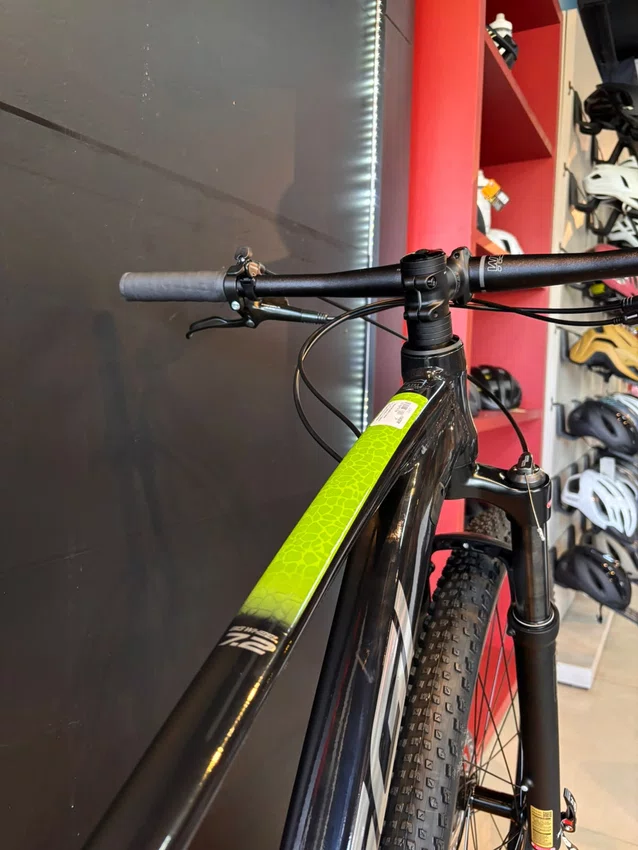 Bicicleta A29 Oggi Big Wheel 7.2 Deore 12v Preto/Verde/Cinza
