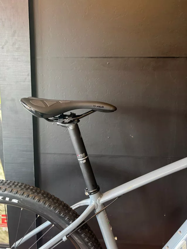 Bicicleta Oggi Big Wheel 7.2 Aro 29 Deore 12v 2026 Grafite/Amarelo/Cinza