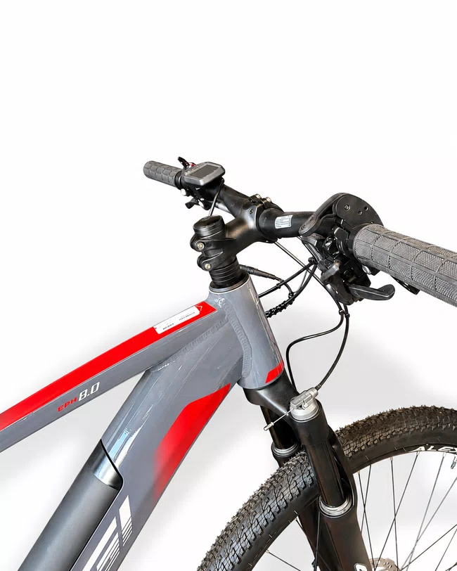Bicicleta A29 Oggi Big Wheel 8.0 8V Cinza/Vermelho