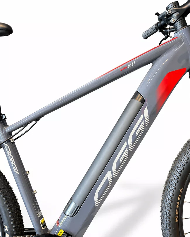 Bicicleta A29 Oggi Big Wheel 8.0 8V Cinza/Vermelho