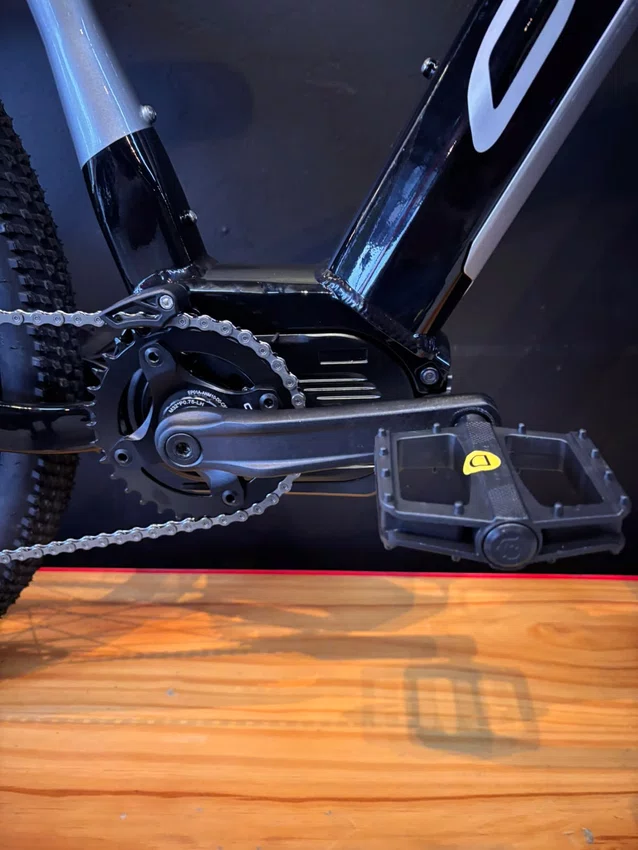 Bicicleta A29 Oggi Big Wheel 8.1 2027 Cues 9V Prata/Preto