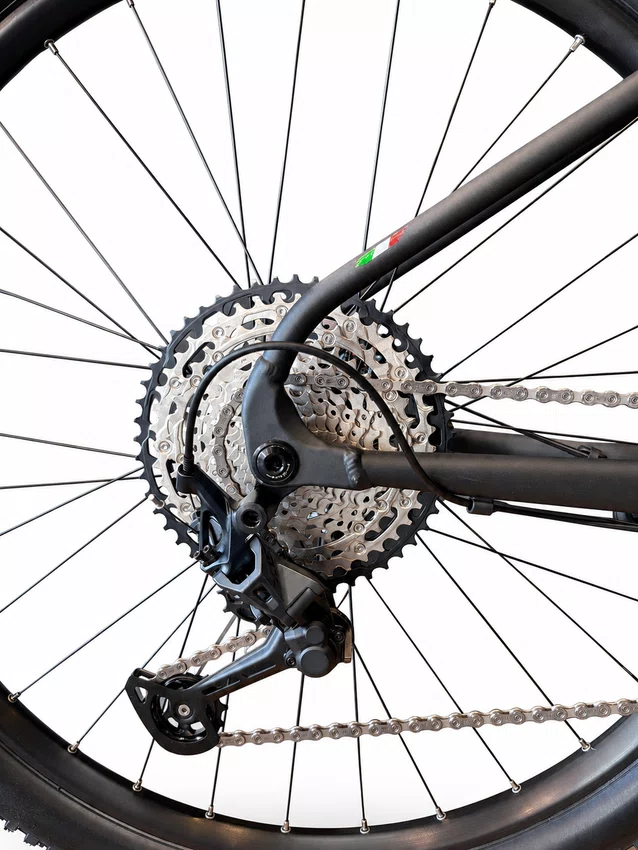 Bicicleta A29 Oggi BW 7.4 Shimano Slx 12v Preto/Cinza