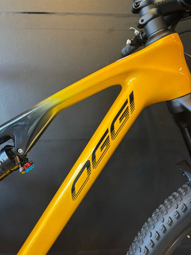 Bicicleta a29 oggi cattura sport deore 12v t-15 amarelo/preto