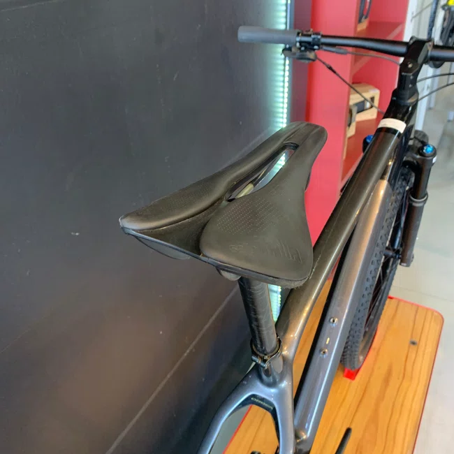 Bicicleta Orbea Alma Aro 29 M11GX 12v Grafite Preto - Seminova
