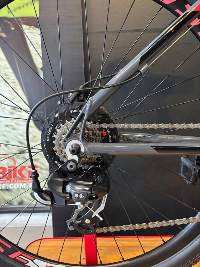 Bicicleta a29 seminova sense one shimano tourney 21v t-17 grafite / coral