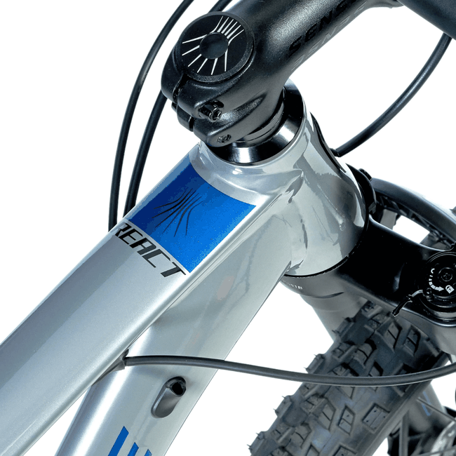 Bicicleta Sense React Pro Aro 29 Cues 9v Prata e Azulㅤㅤ