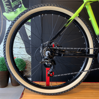 Bicicleta South Legend Aro 29 Tourney 21v Amarelo Neon e Preto