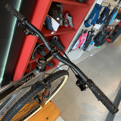 Bicicleta South Legend Aro 29 Tourney 21v Grafite e Vermelho