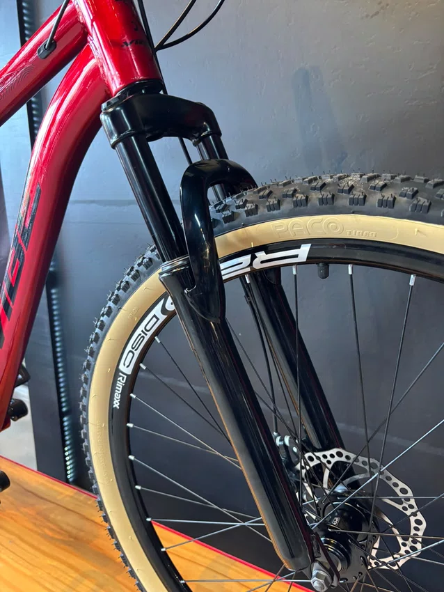 Bicicleta A29 Vibe Shimano 21v Cereja
