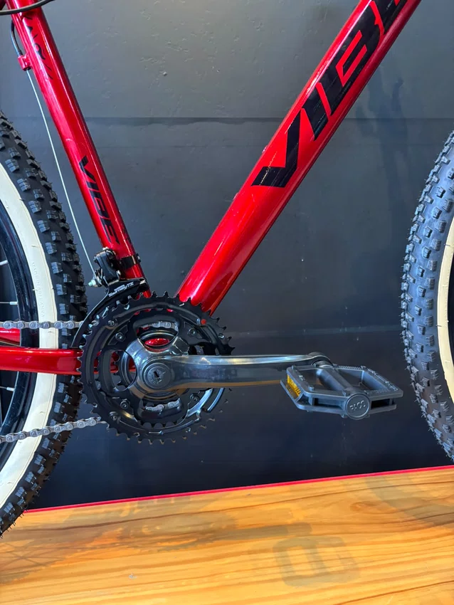 Bicicleta A29 Vibe Shimano 21v Cereja