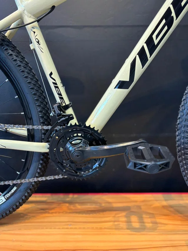 Bicicleta a29 vibe shimano 21v t-17 bege/preto
