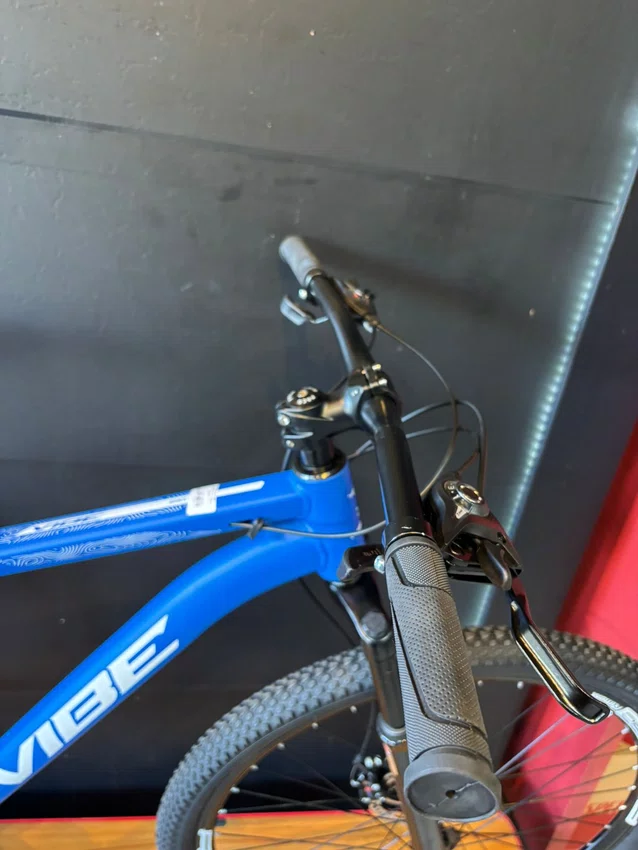 Bicicleta a29 vibe shimano 21v t-19 azul escuro