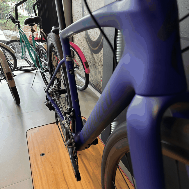 Bicicleta Specialized Roubaix Sport Aro 700 Shimano 105 24v Azul e Preto
