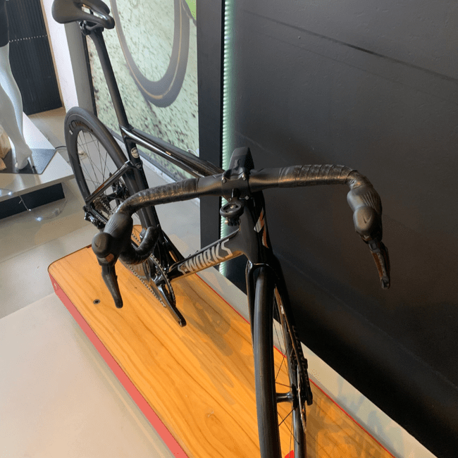 Bicicleta Specialized S-Works Tarmac SL7 Aro 700 Dura-Ace 24v 2023 Preto e Prata
