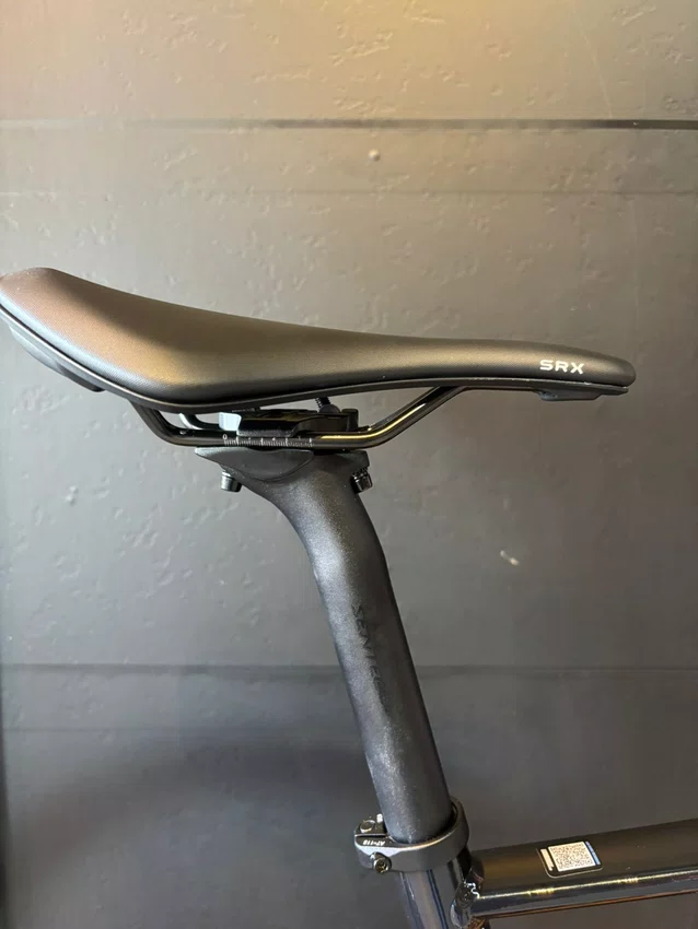 Bicicleta A700 Swift Enduravox Evo Shimano 105 R7100 12V Azul/Preto