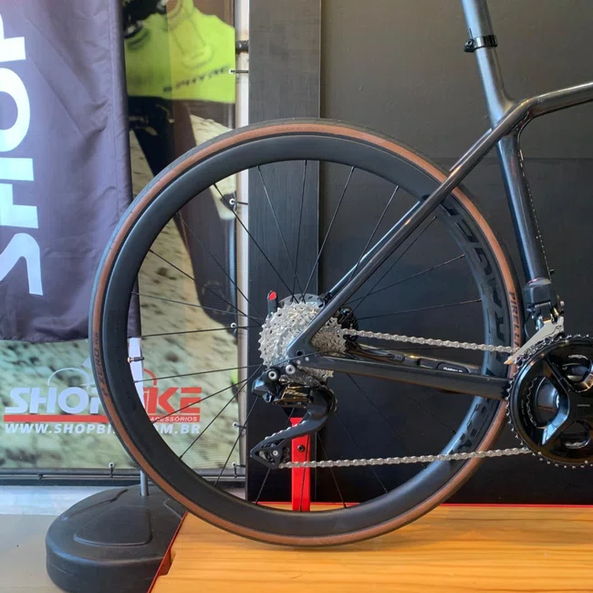 Bicicleta A700 Trek Emonda SL6 Pro 105 DI2 24V Preta-  Seminova