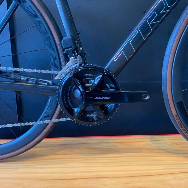 Bicicleta A700 Trek Emonda SL6 Pro 105 DI2 24V Preta-  Seminova
