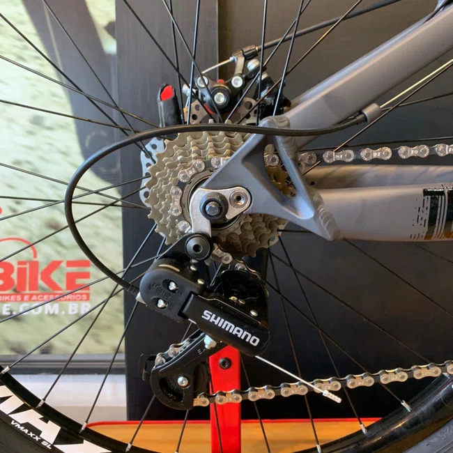 Bicicleta Aro 26 Vikingx Tuff 25 Shimano 21V Cinza e Preta