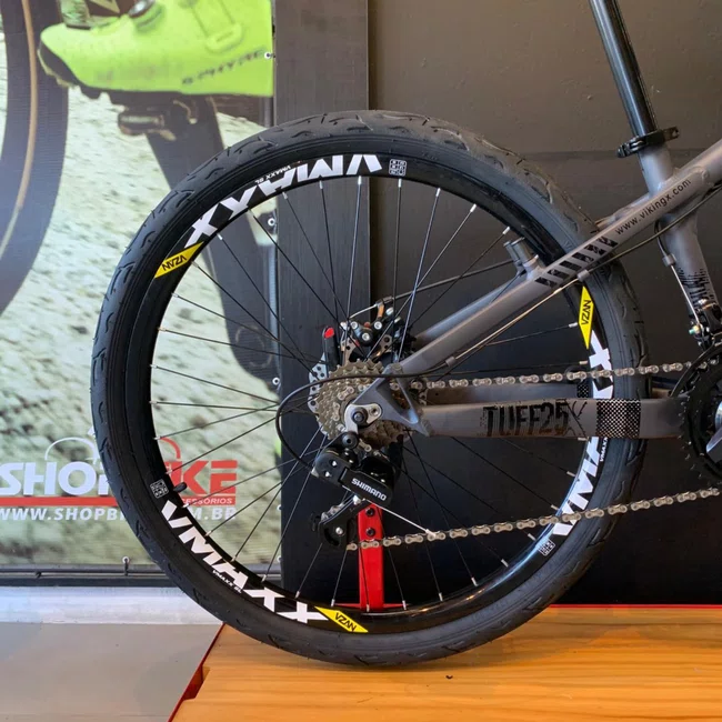 Bicicleta Aro 26 Vikingx Tuff 25 Shimano 21V Cinza e Preta