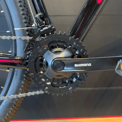 Bicicleta OXS Glide 100 Aro 29 Shimano 21v Preto e Rosa e Azul