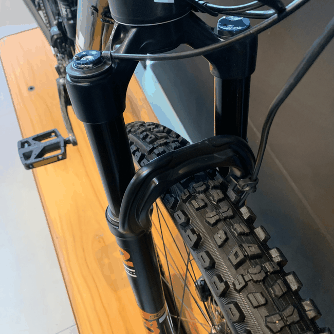 Bicicleta BMC Fourstroke Aro 29 XT DI2 22v T-17 Preto e Laranja e Branco - Seminova