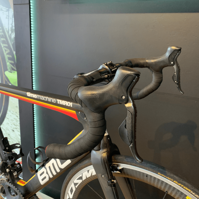 Bicicleta BMC Timemachine TMR01 Aro 700 Shimano Ultegra 20v Preto e Verde e Amarelo - Seminova