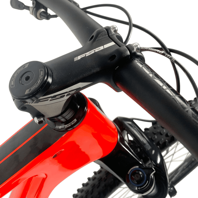 Bicicleta Caloi Elite Carbon FS Aro 29 SLX 12V Vermelha e Preta - Seminova