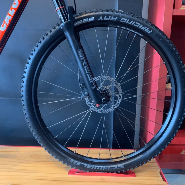 Bicicleta Caloi Elite FS Aro 29 XT 12v T-17 Vermelha e Preta - Seminova