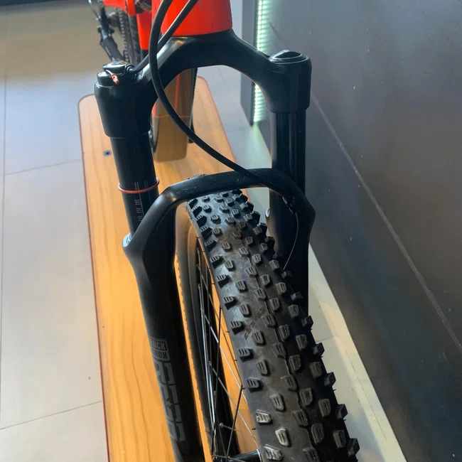 Bicicleta Caloi Elite FS Aro 29 XT 12v T-17 Vermelha e Preta - Seminova